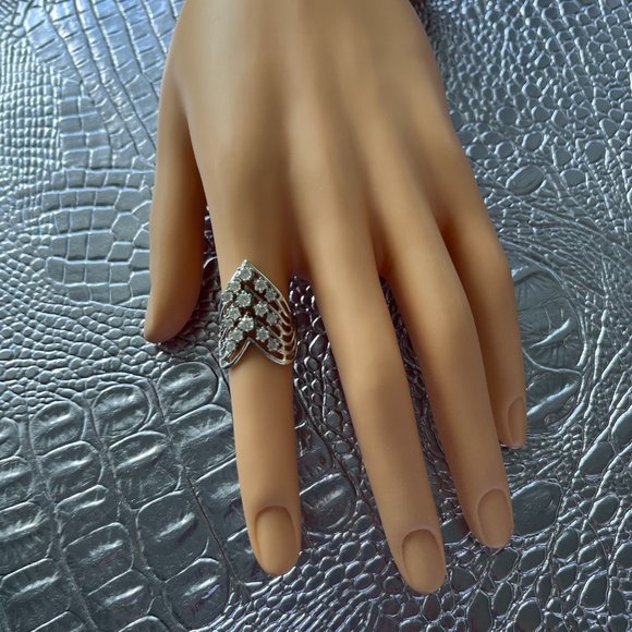 15 Diamond Ring